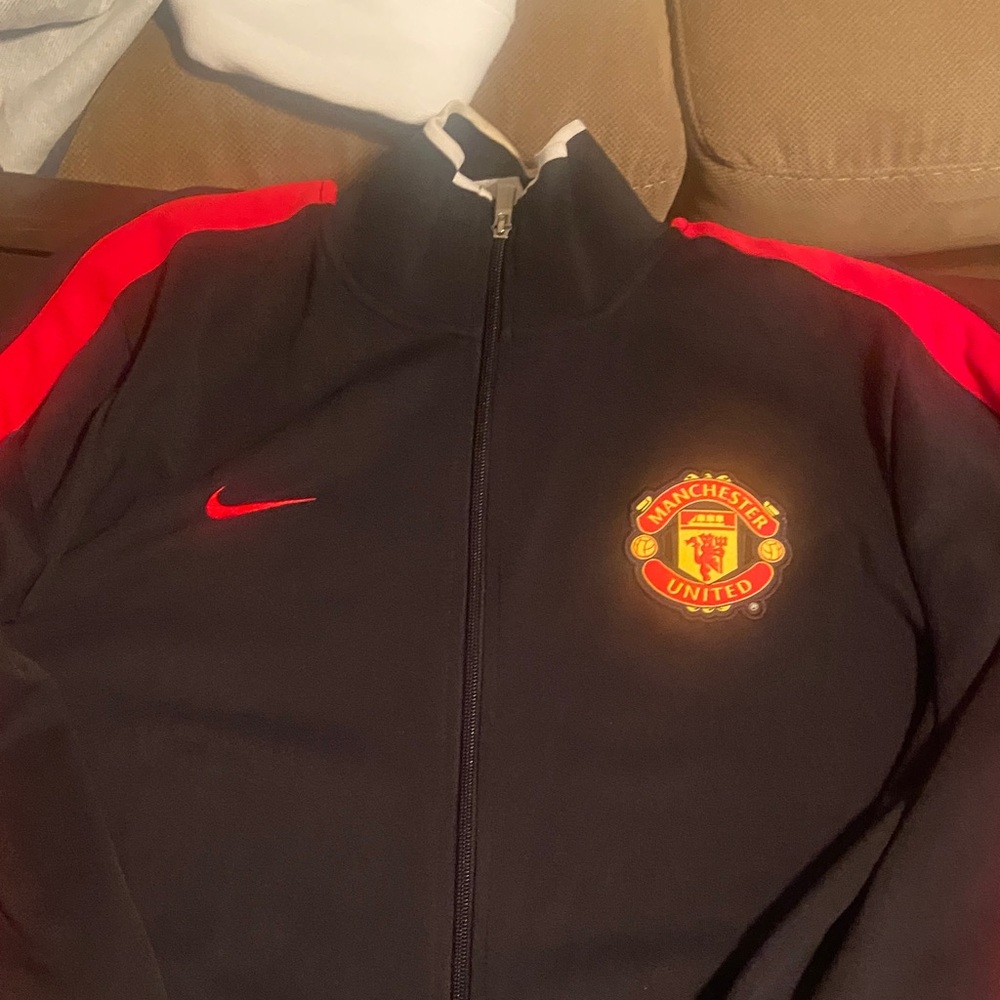 Nike Manchester United jacket 
XL